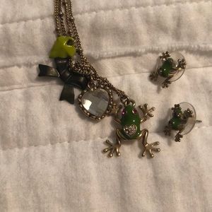Betsey Johnson FROG necklace w matching earrings